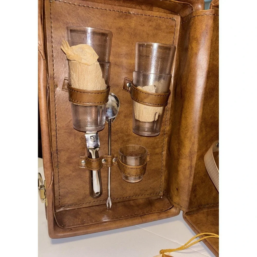 Vintage Benchmark Travel Bars Two Bottle Bar Brown Picnic